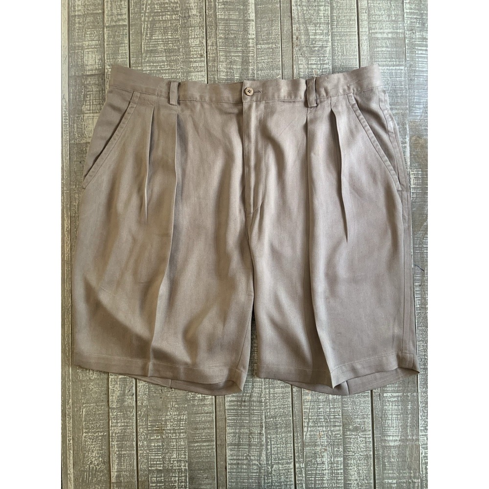 Tommy Bahama Mens Relax Pleated Front 100% Silk Shorts Size 40 Khaki Tan